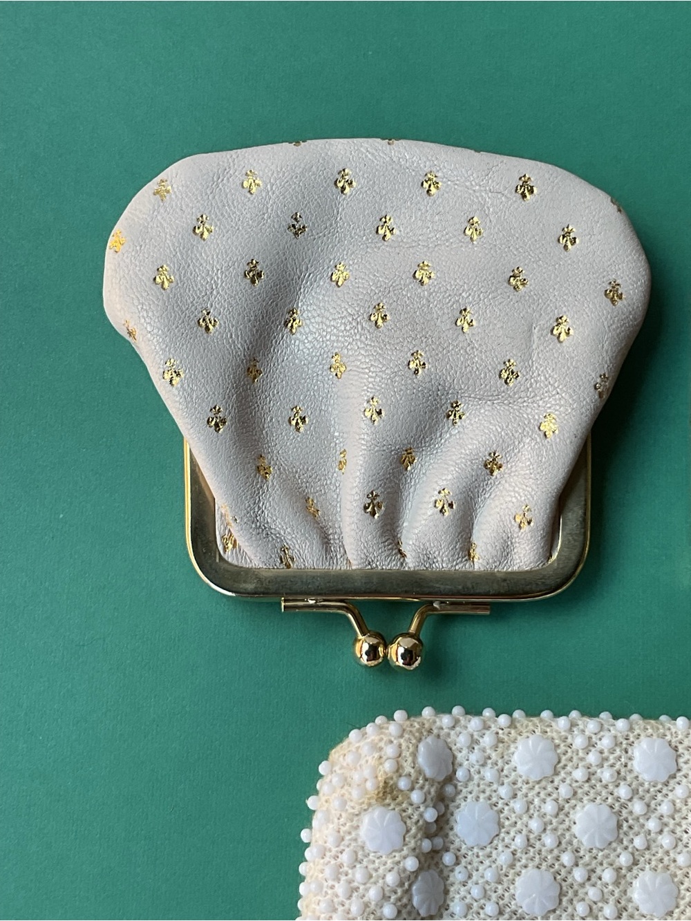 3 Vintage Coin Purses White Brown Leather Italy Gold Fleur-de-lis Hong Kong - Picture 4 of 13